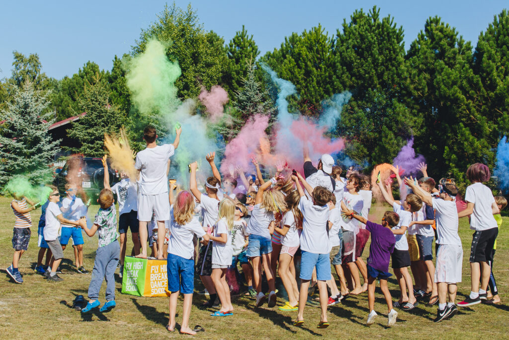 Color Party Fly High Summer Camp 2019